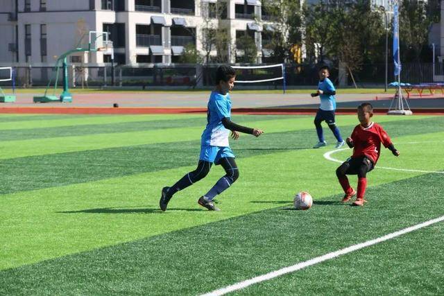 中国女篮大胜波多黎各 李梦18+5+7王思雨13分