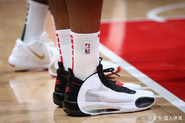 崔永熙17+10赵睿替补15分 广州力克新疆两连胜