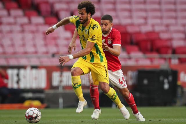 欧冠史上的罕见17分钟 一个人就这样被毁了